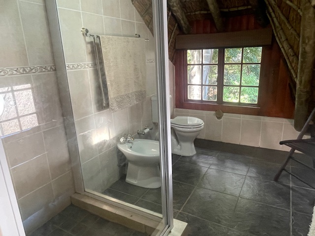 7 Bedroom Property for Sale in Lakeland North West